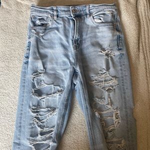 American eagle mom jeans